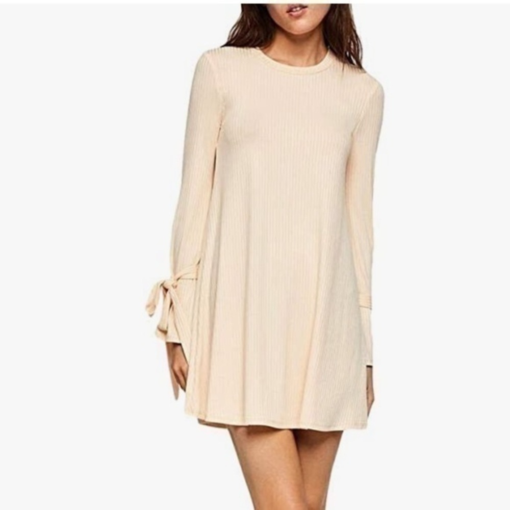 BCBG dress xxsmall NWT long sleeve pink dress ribbed